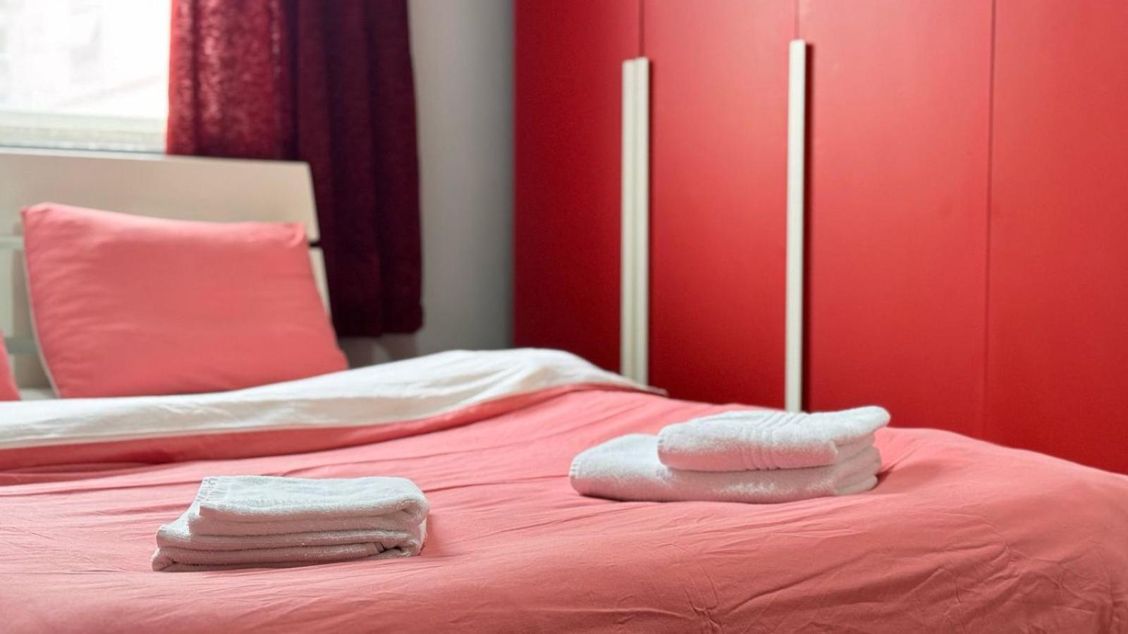 Terrace Flat In Heart Of Tiranaアパートメント エクステリア 写真