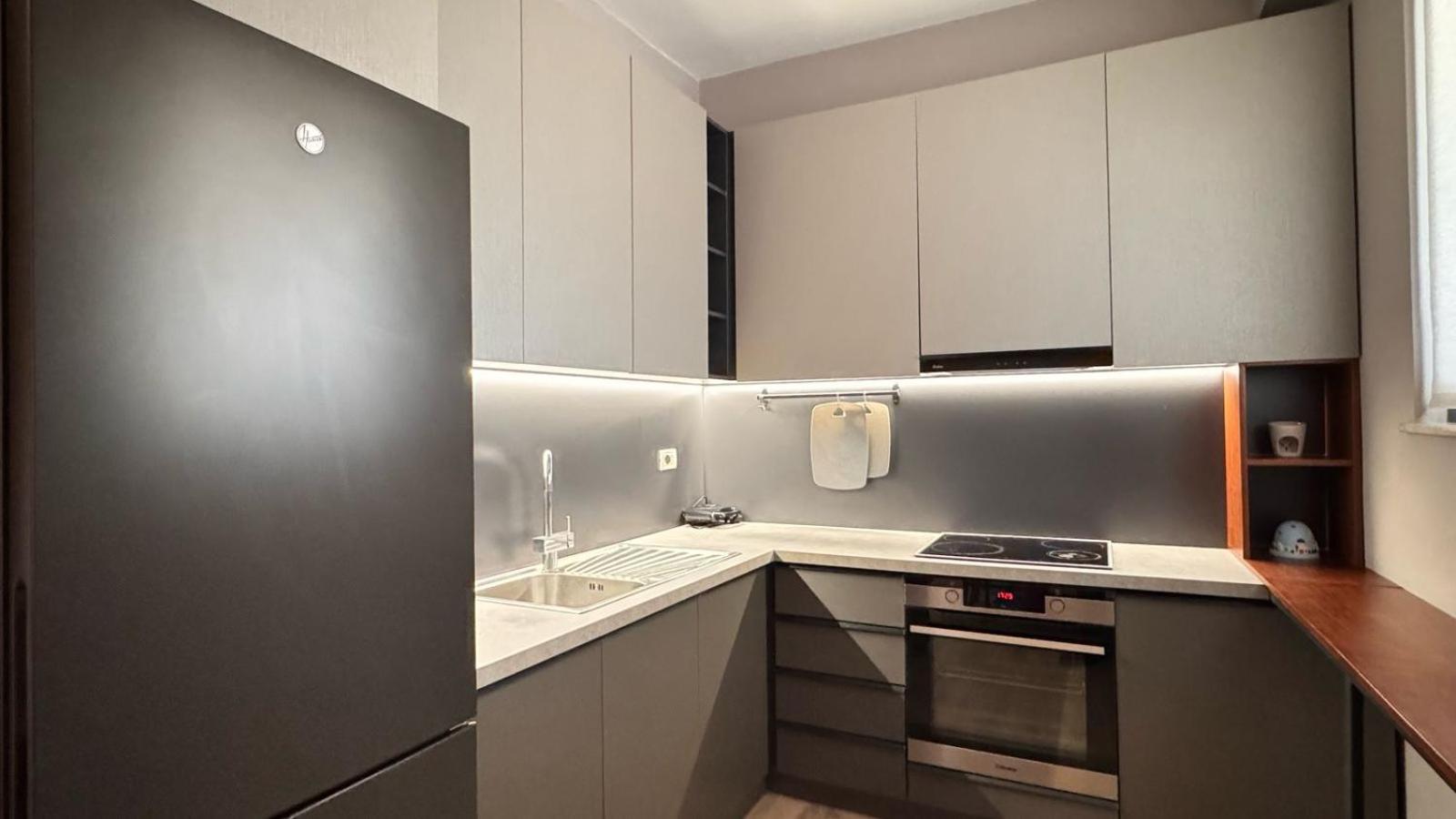 Terrace Flat In Heart Of Tiranaアパートメント エクステリア 写真